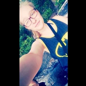 Meet your Posher, Jennifer